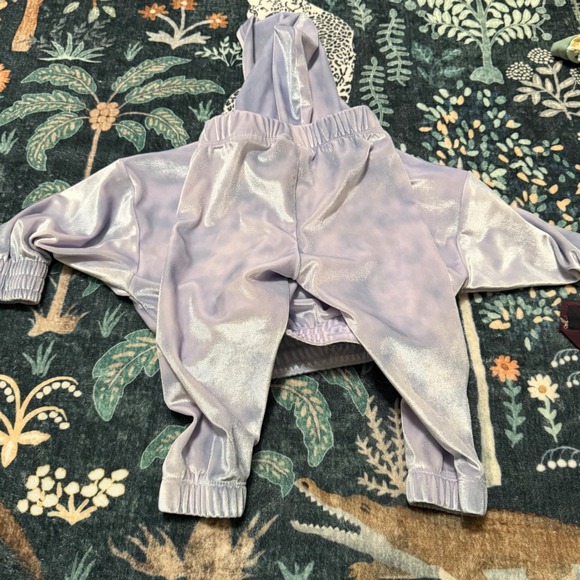 Nike Kids Velour Tracksuit Hoodie Pants Matching Set Lilac Purple 12 months - Picture 3 of 4